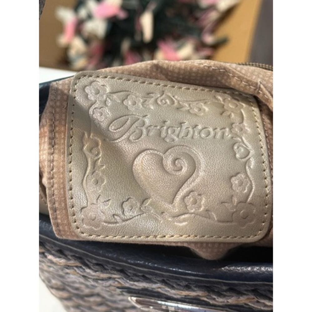 Brighton woven straw & blue leather crossbody bag*decorative silver plaque - Picture 6 of 7